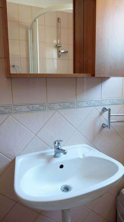 Villa Dvorine Tisno Esterno foto