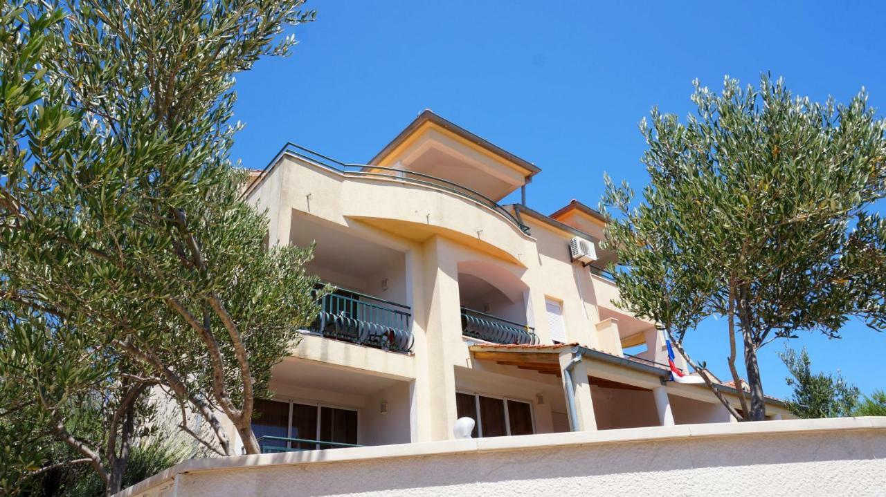 Villa Dvorine Tisno Esterno foto
