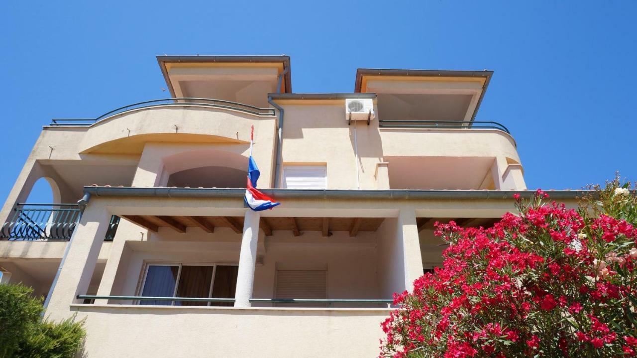 Villa Dvorine Tisno Esterno foto